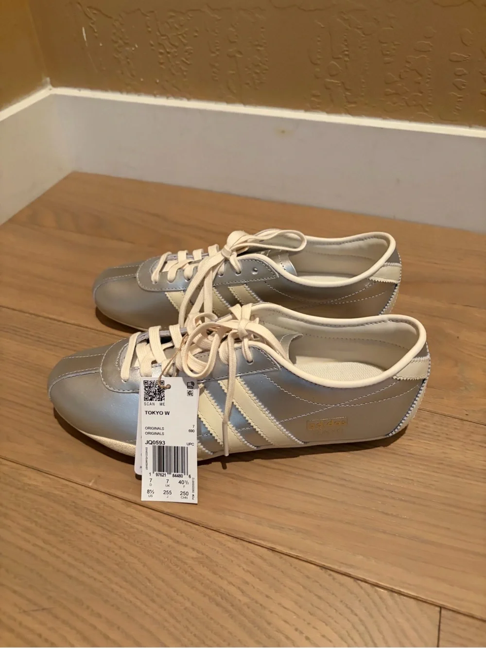 adidas Tokyo Leather Sneaker - Silver/Cream